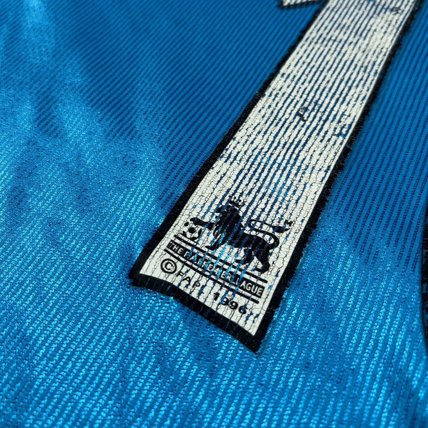 LE COQ SPORTIF | 1999-2001 MANCHESTER CITY JERSEY (M)