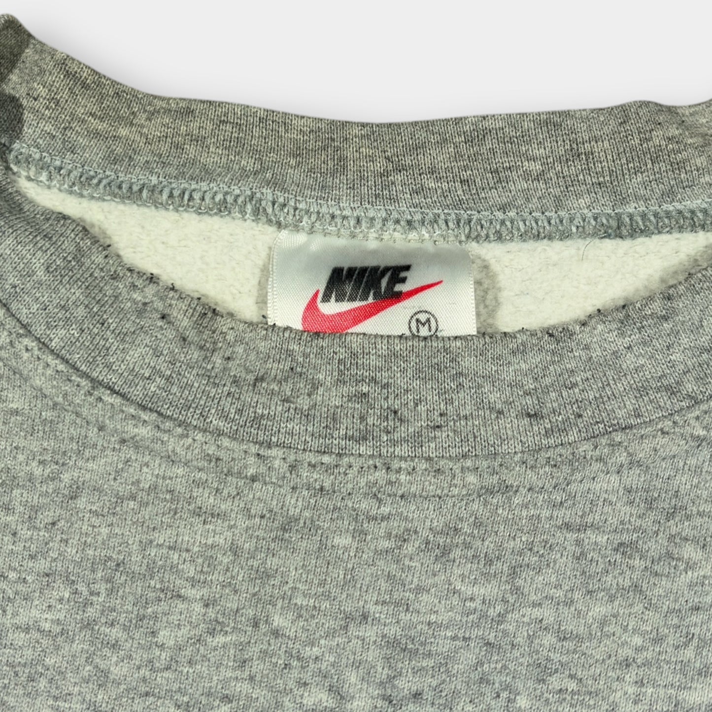 NIKE | GREY PLAIN SWOOSH SWEATSHIRT (M)