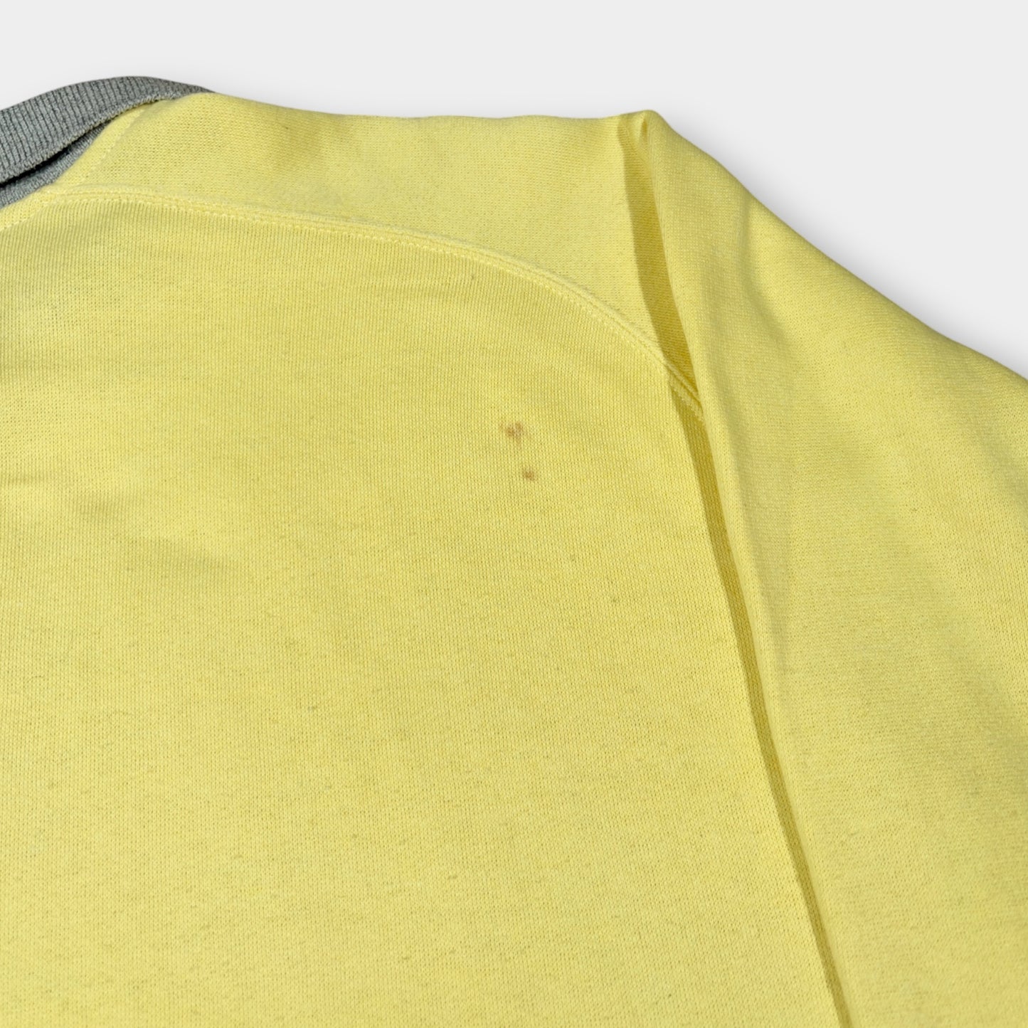 LEVI'S | 1980s YELLOW COLLARED SWEATSHIRT (L)