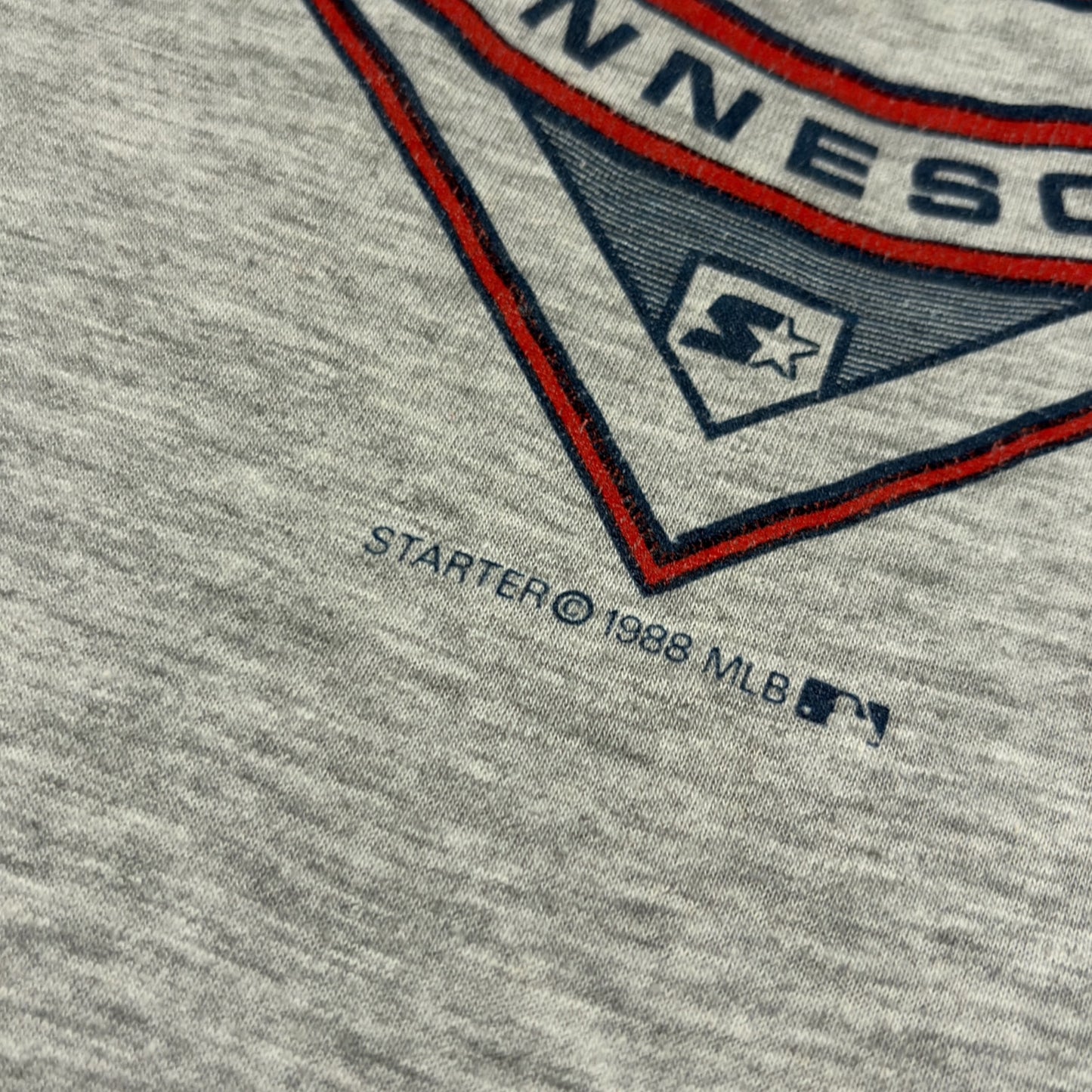 MLB x MINNESOTA TWINS | 1988 GREY SINGLE STITCH VINTAGE GRAPHIC TEE (S)