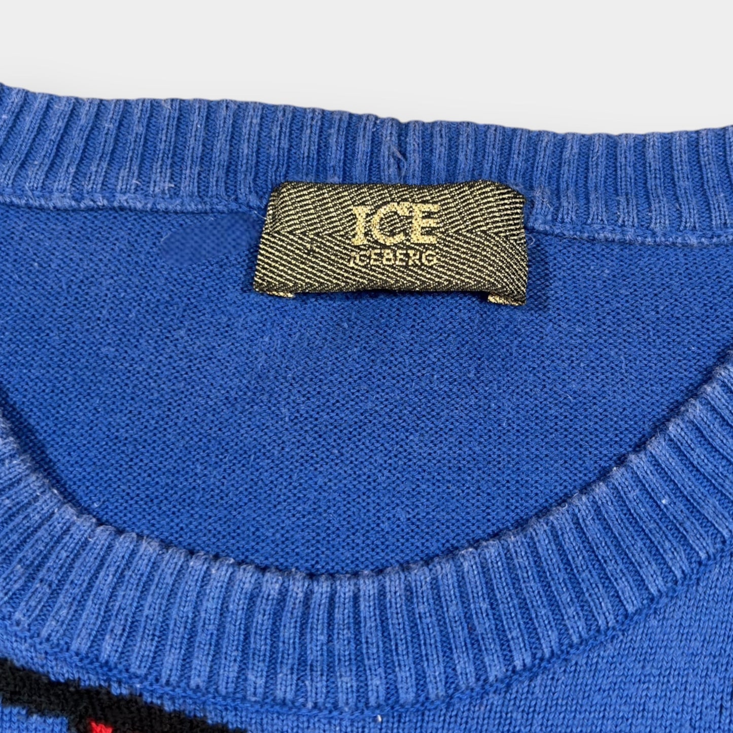 ICEBERG | DASTARDLY & MUTLEY 1990s VINTAGE KNITTED SWEATSHIRT (S)