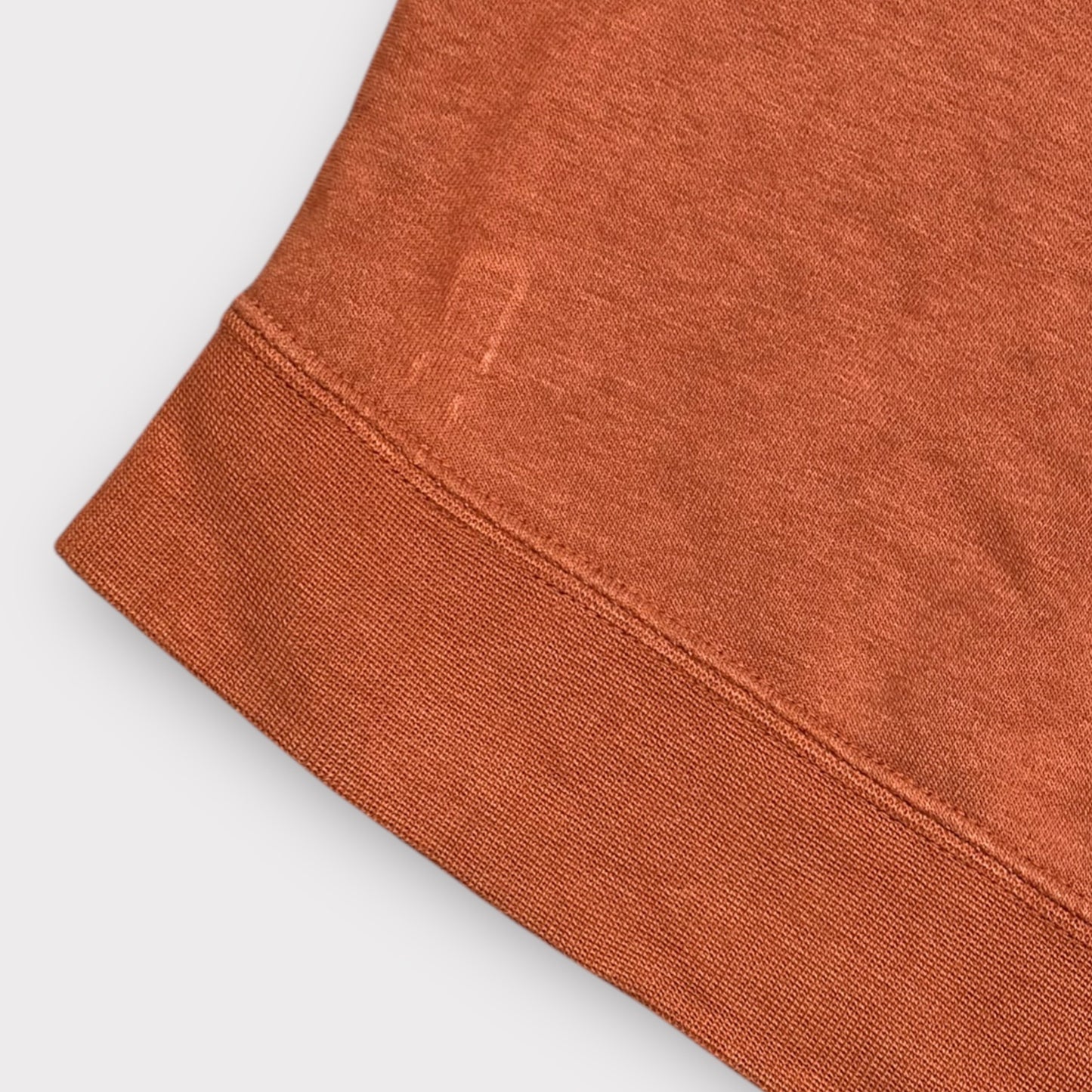 NIKE CROPPED SPELLOUT SWEATSHIRT (S)