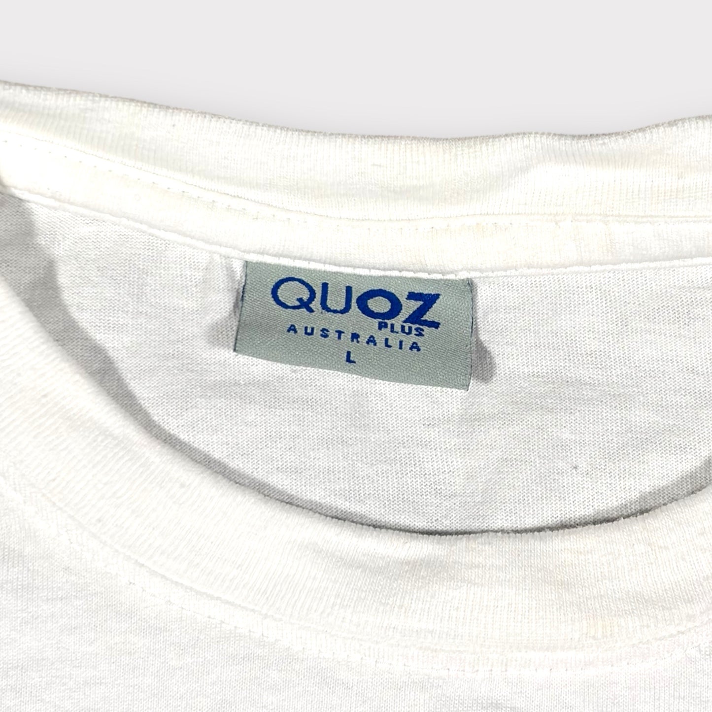 QUOZ | VINTAGE SYDNEY AUSTRALIA GRAPHIC TEE (L)