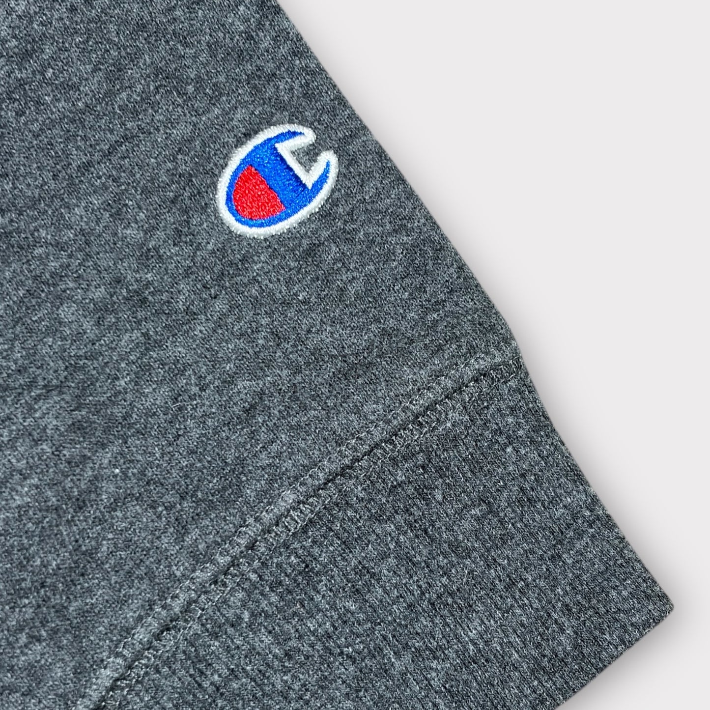 CHAMPION EMBROIDERED SPELLOUT SWEATSHIRT (XL)