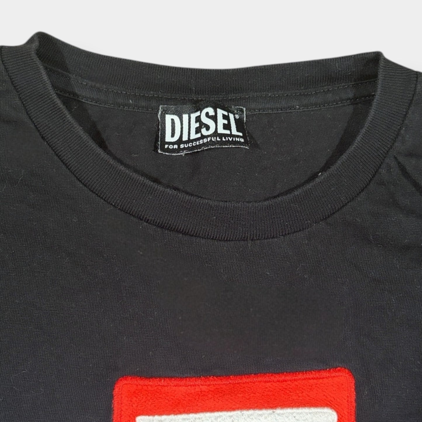 DIESEL | BLACK EMBROIDERED SPELLOUT TEE (L)