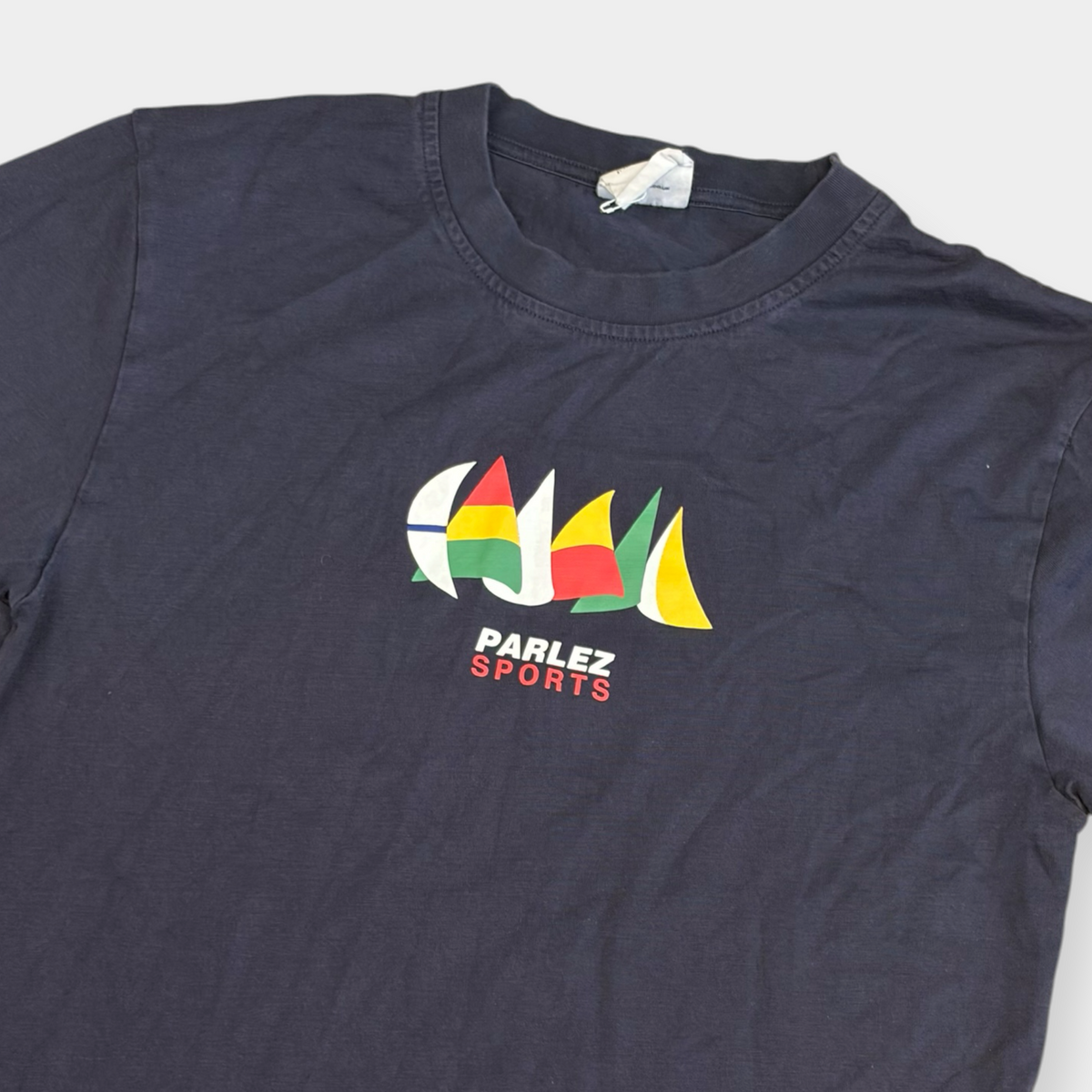 PARLEZ | NAVY EMBROIDERD GRAPHIC T-SHIRT (M)