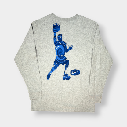 NIKE | 2000s VINTAGE GREY LONG SLEEVE BASKETBALL GRAPHIC TEE (M YOUTH)