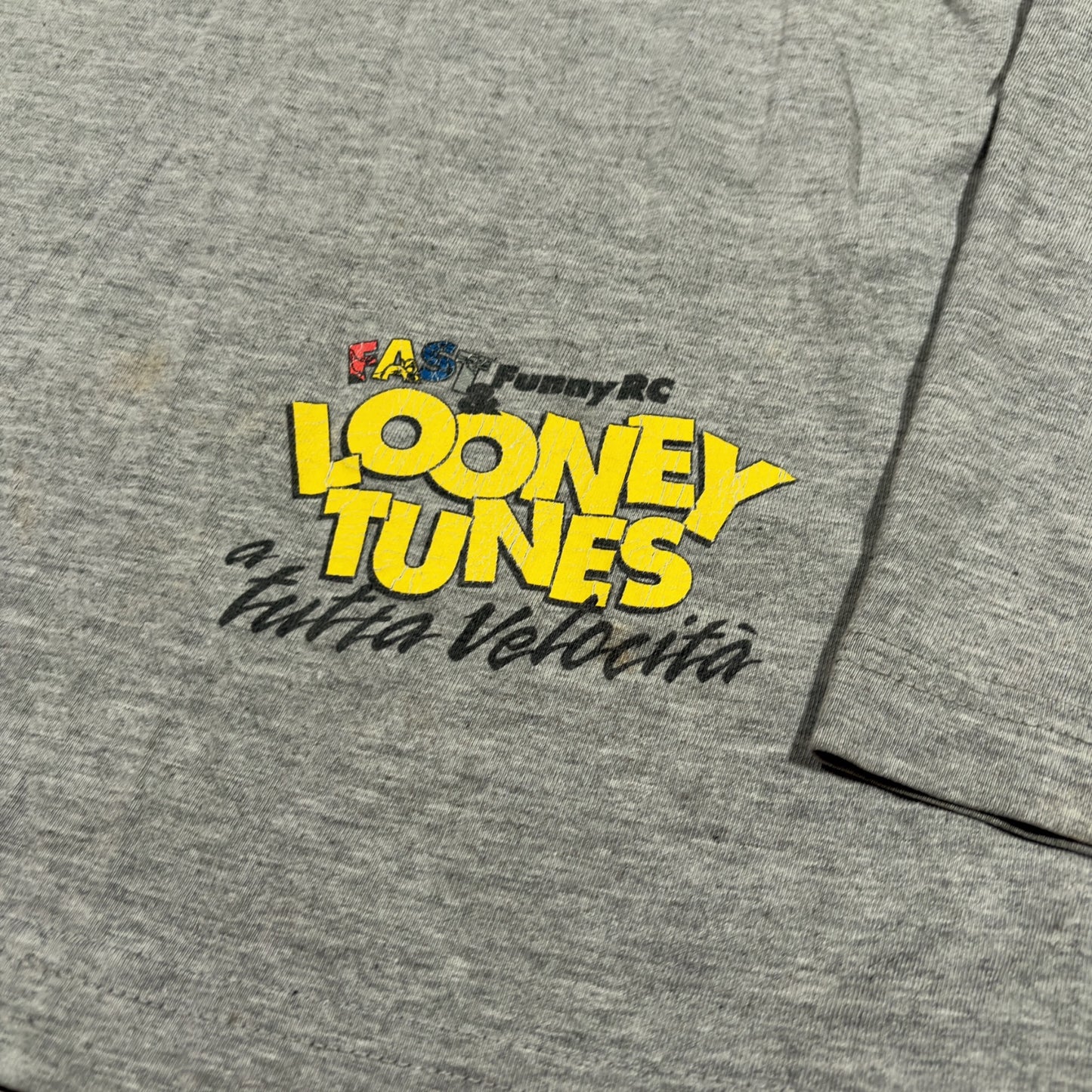 LOONEY TUNES | 2007 LONG SLEEVE GREY GRAPHIC TEE (S)