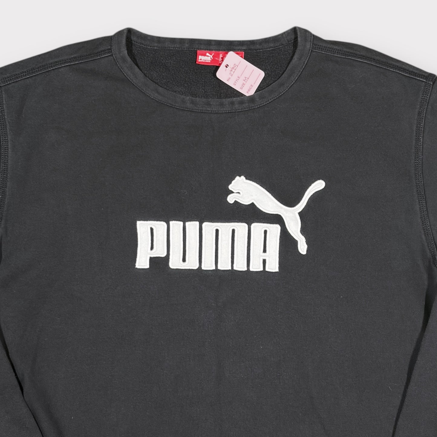 PUMA EMBROIDERED SPELLOUT SWEATSHIRT (M)