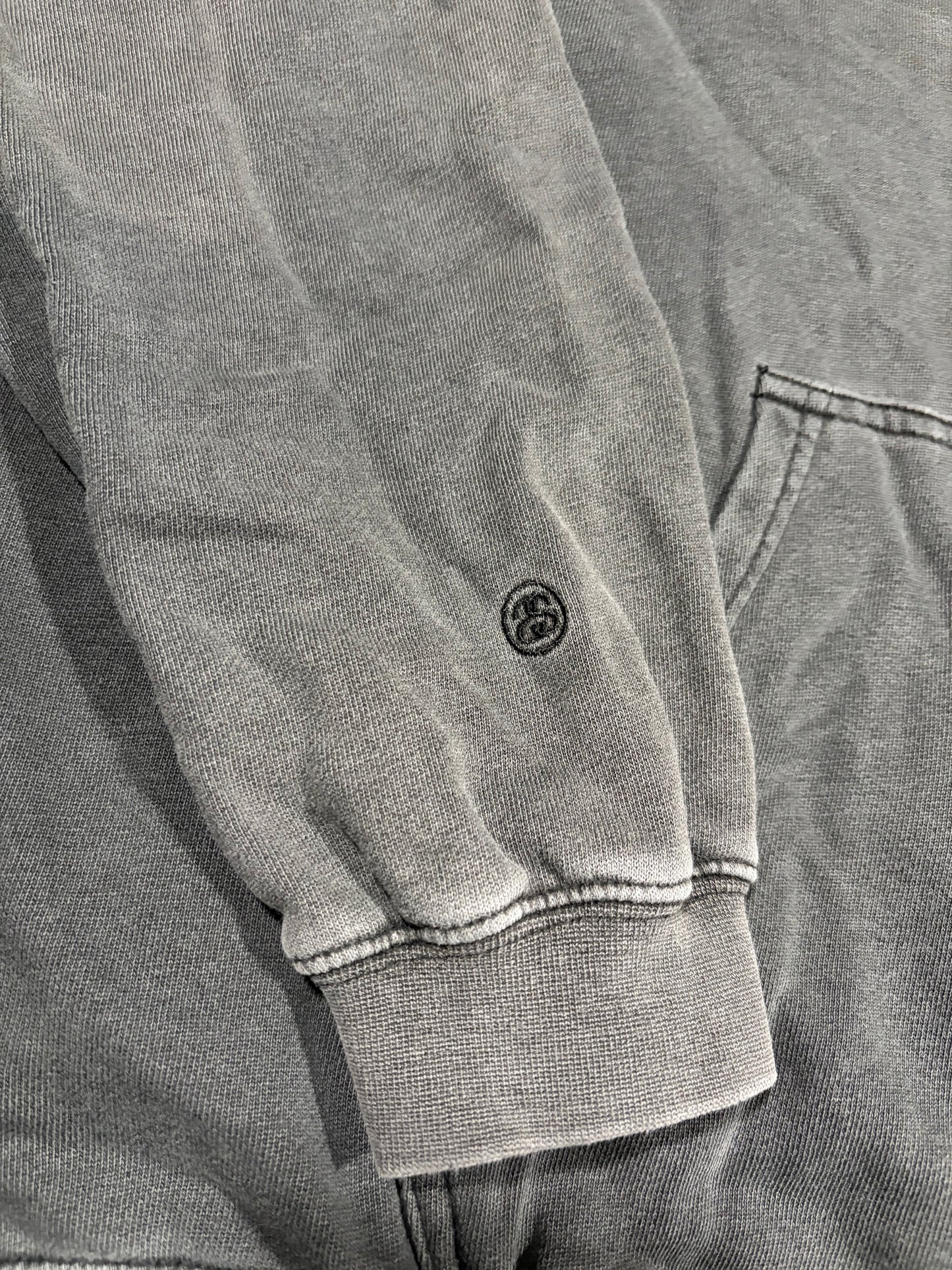 STUSSY BAGGY SPELLOUT HOODIE (L)