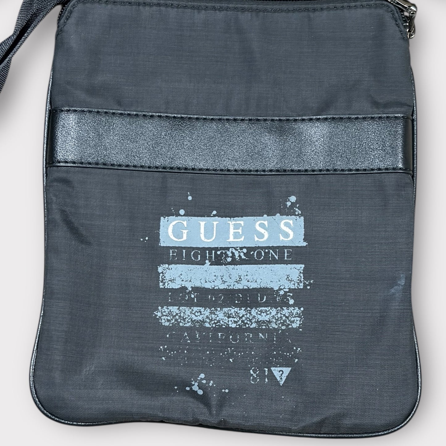 GUESS | VINTAGE CROSSBODY BAG