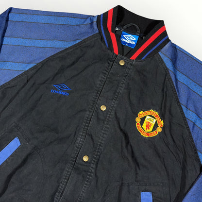 UMBRO | MANCHESTER UNITED 1994-95 VINTAGE BOMBER JACKET (XL)