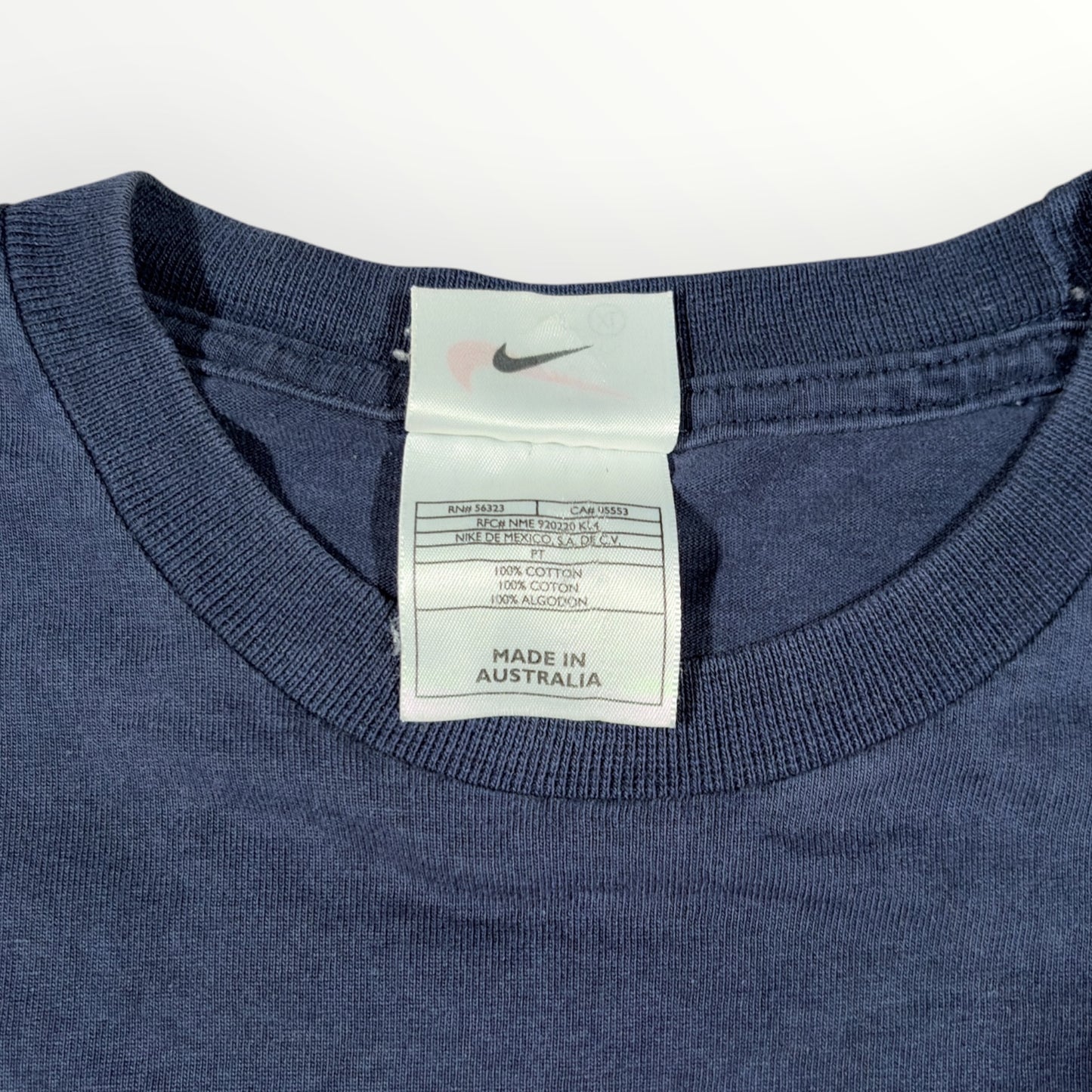 NIKE | 90s NAVY TEE WITH BLUE SWOOSH (XL)