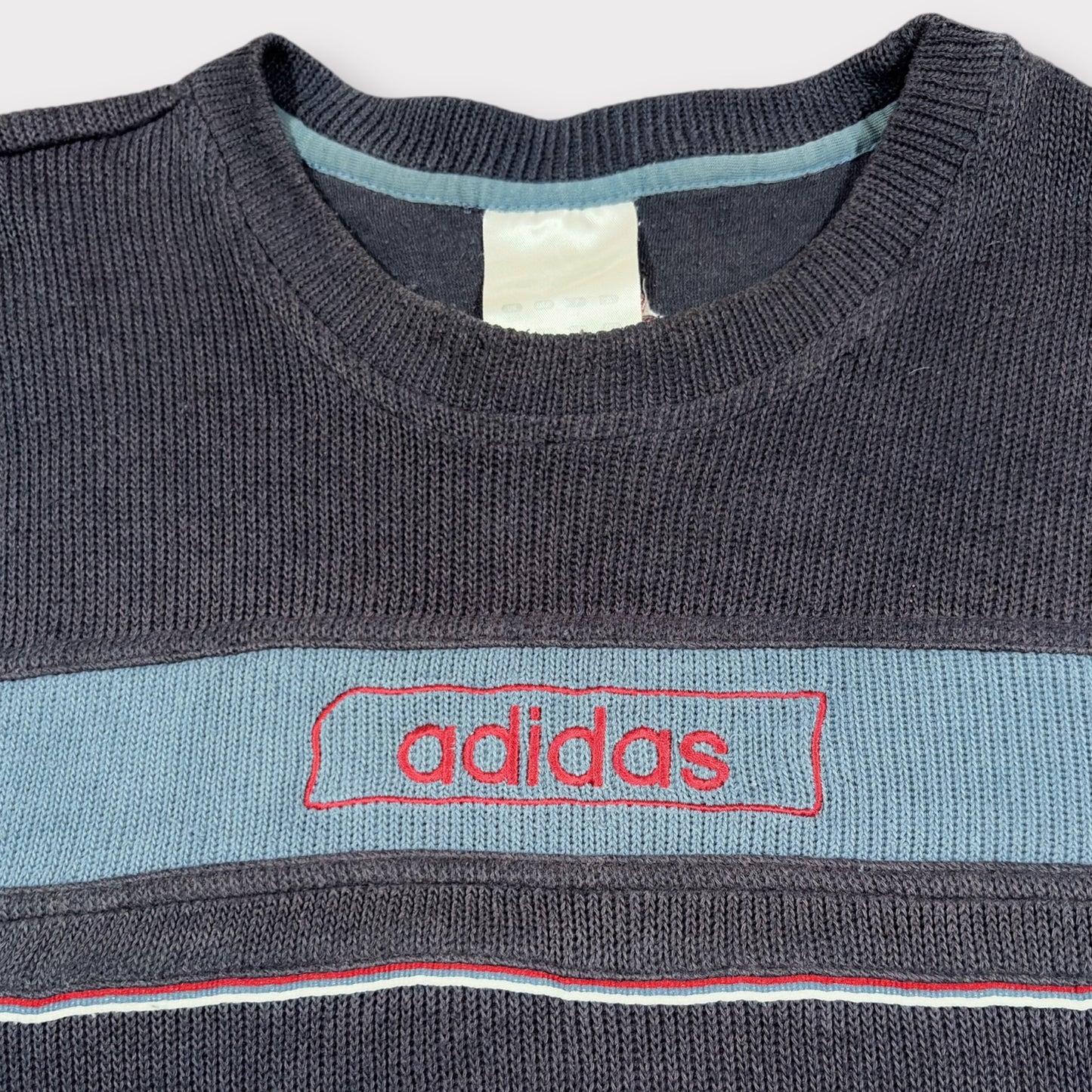 ADIDAS | 90s SPELLOUT KNITTED SWEATSHIRT (M)