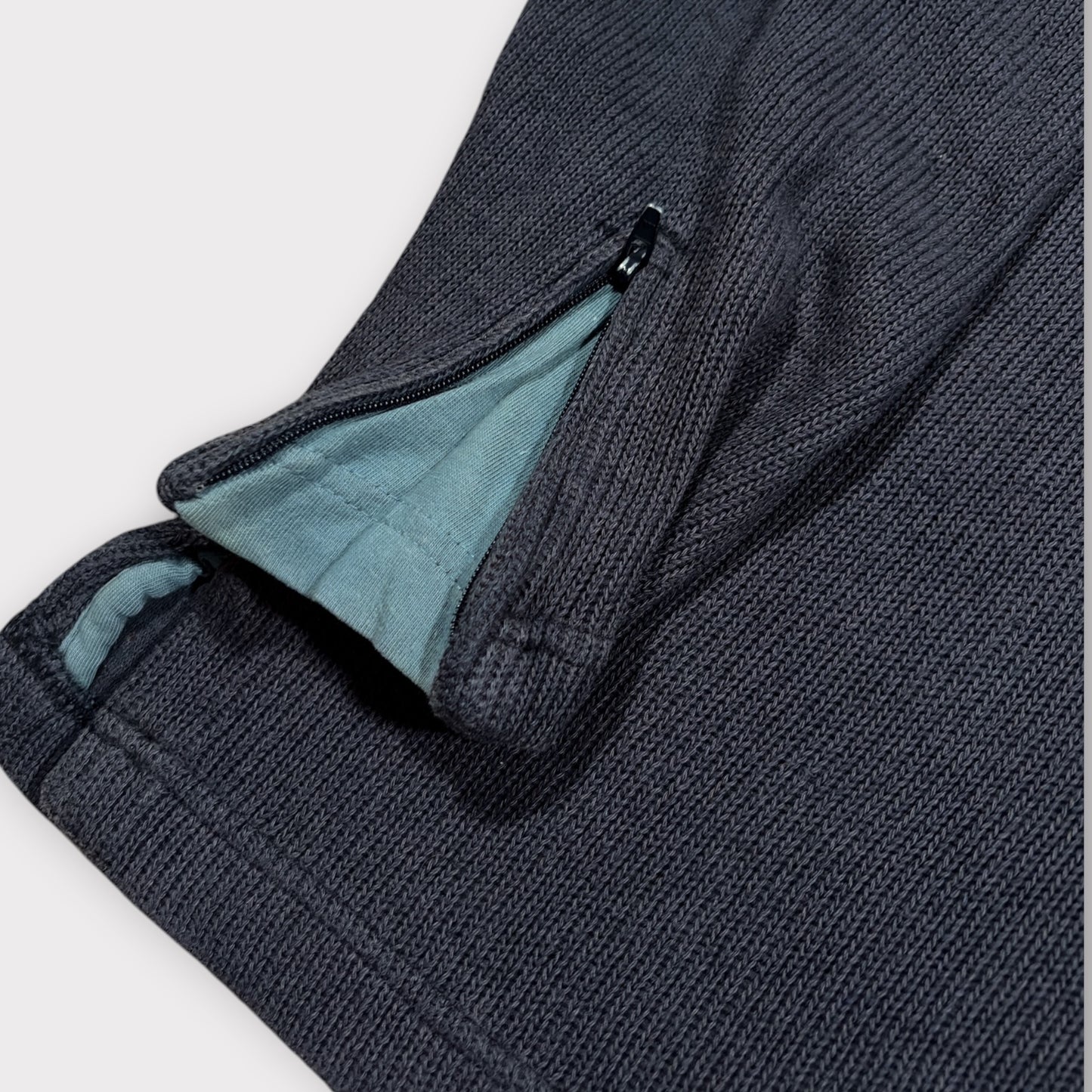ADIDAS | 90s SPELLOUT KNITTED SWEATSHIRT (M)