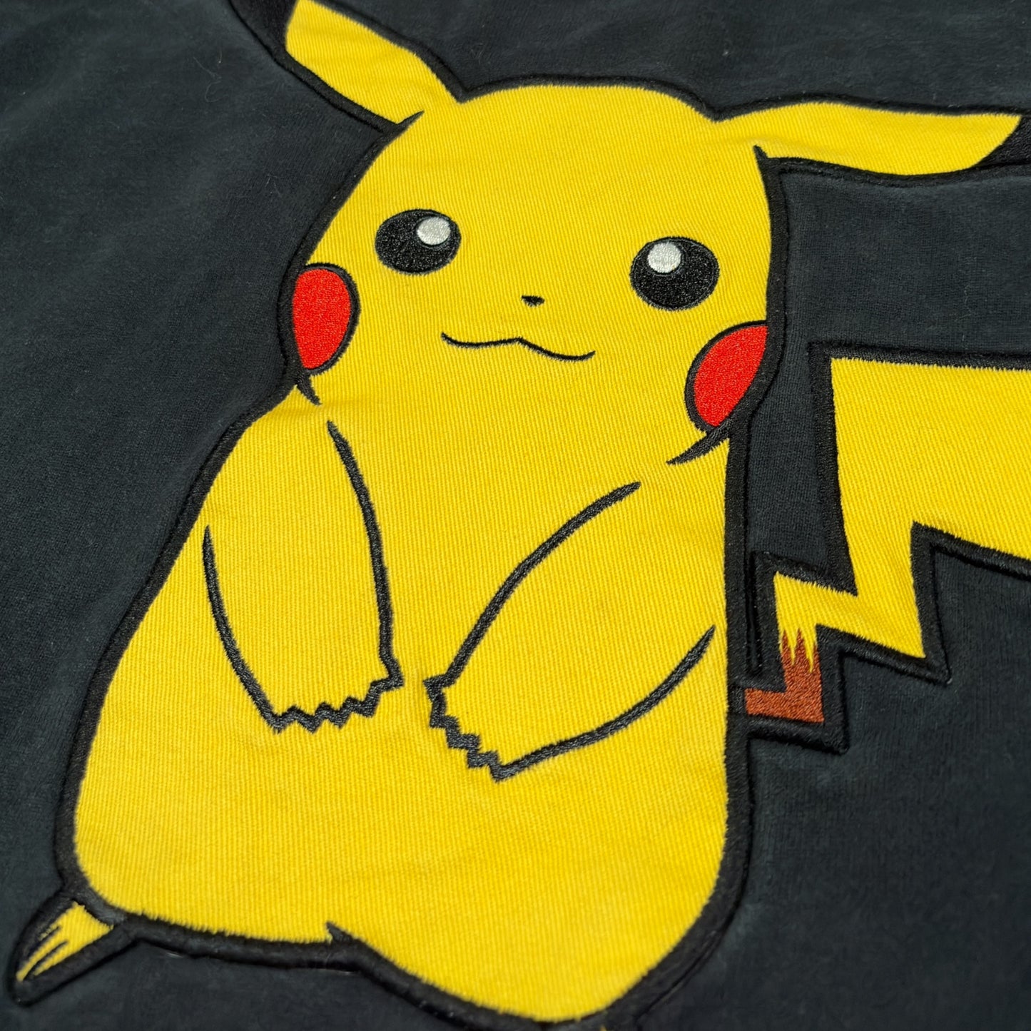 LEVIS X POKEMON | PIKACHU EMBROIDERED SWEATSHIRT (XL)