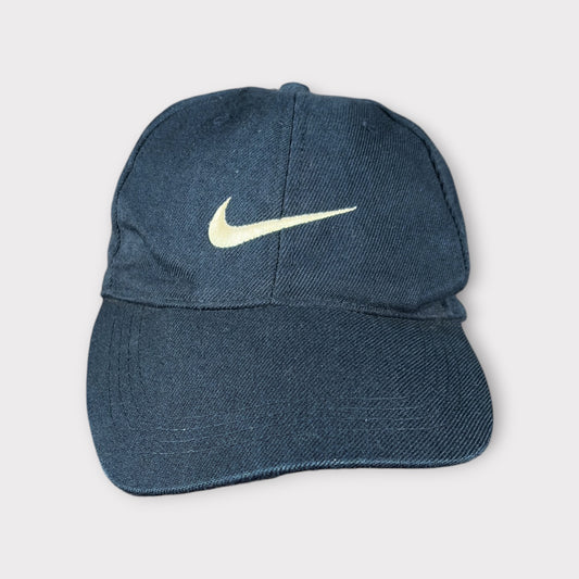 NIKE | NAVY EMBROIDERED SWOOSH CAP