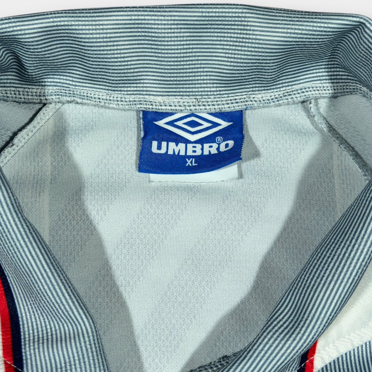 UMBRO | 90s BLUE ENGLAND JERSEY (XL)