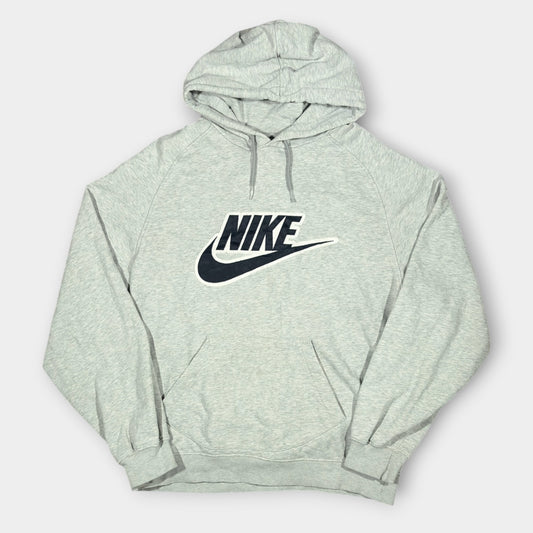 NIKE | GREY EMBROIDERED SWOOSH HOODIE (L)