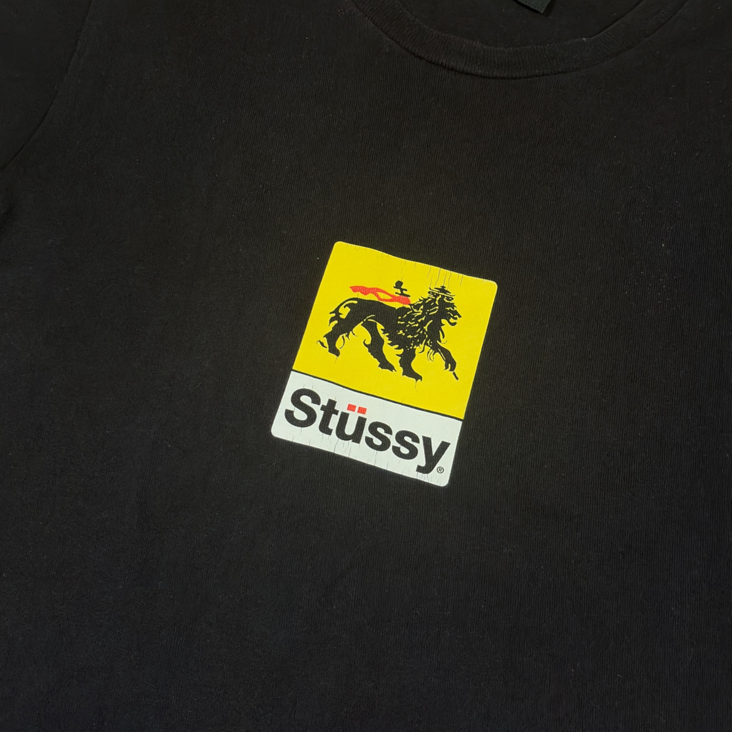 STUSSY | BLACK LEONE GRAPHIC T-SHIRT (S)
