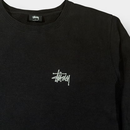 STUSSY | BLACK SPELLOUT GRAPHIC SWEATSHIRT (L)