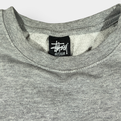 STUSSY | GREY SPELLOUT SWEATSHIRT (M)