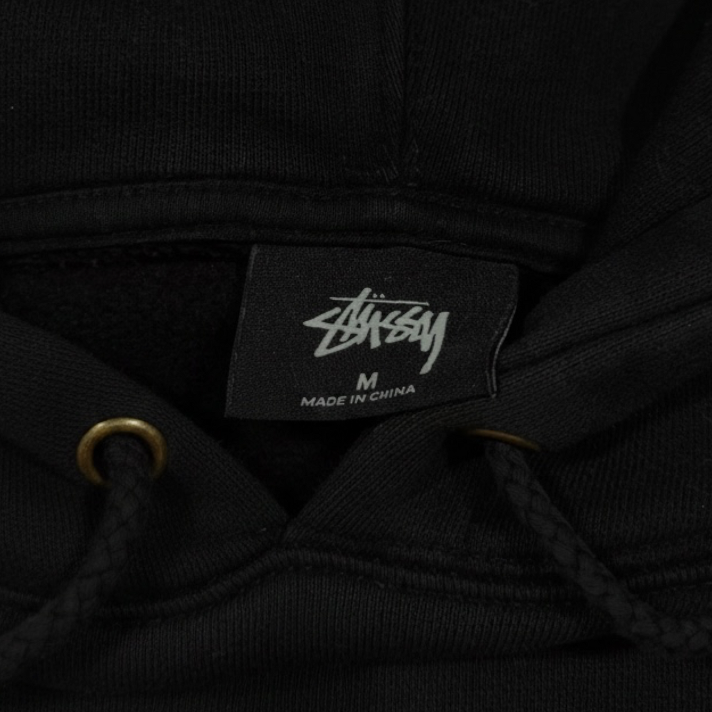 STUSSY | BLACK EMBROIDERED LOGO HOODIE (M)