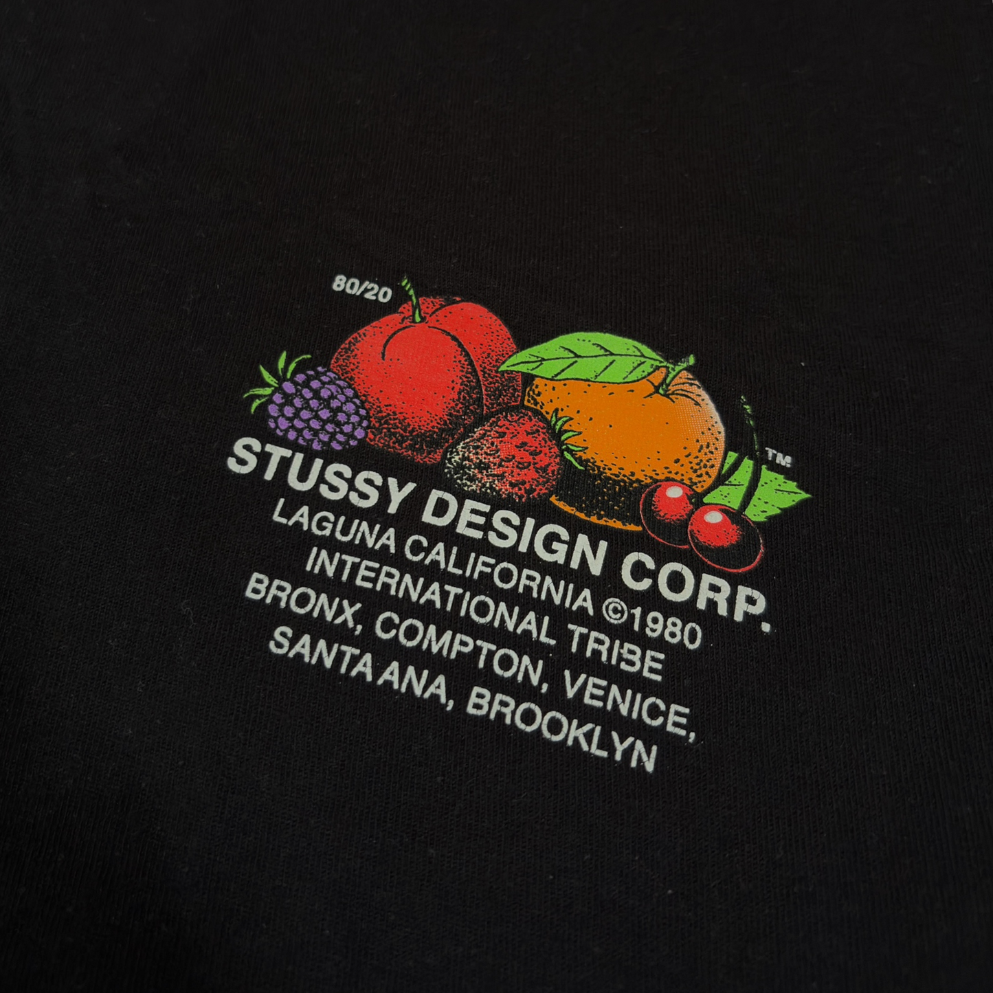 STUSSY | BLACK FRESH FRUIT GRAPHIC TEE (M)