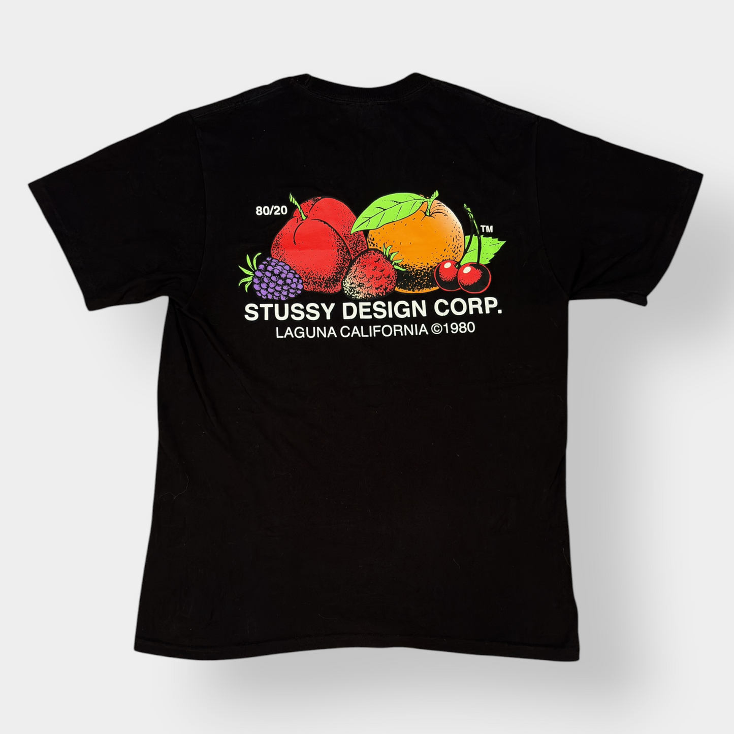 STUSSY | BLACK FRESH FRUIT GRAPHIC TEE (M)