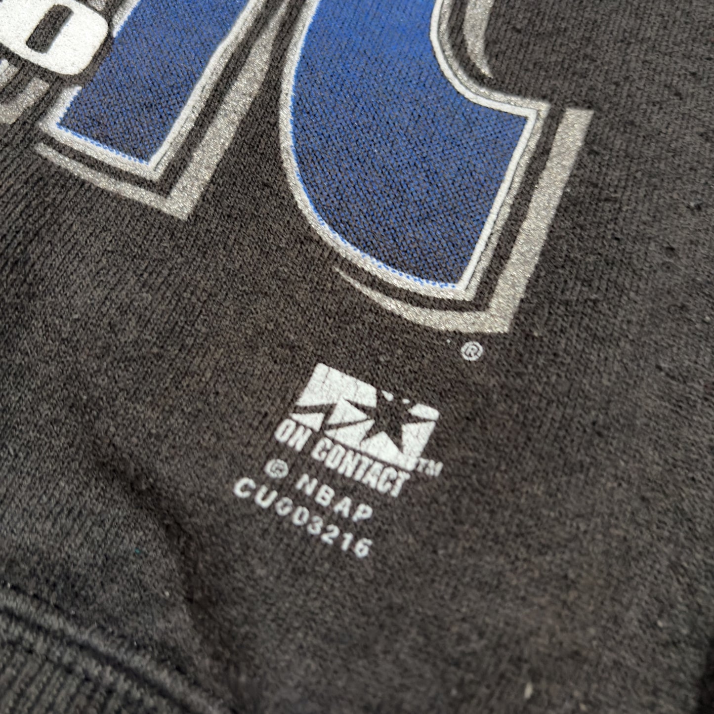 NBA x ORLANDO MAGIC | ON CONTACT 1990s VINTAGE GREY GRAPHIC SWEATSHIRT (XS)