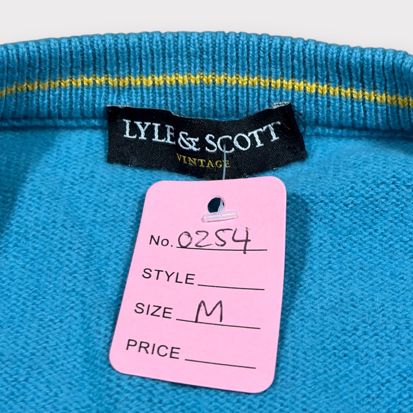 LYLE & SCOTT VINTAGE V NECK JUMPER (M)