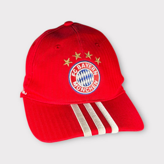 BAYERN MUNICH x ADIDAS 00s FOOTBALL CAP