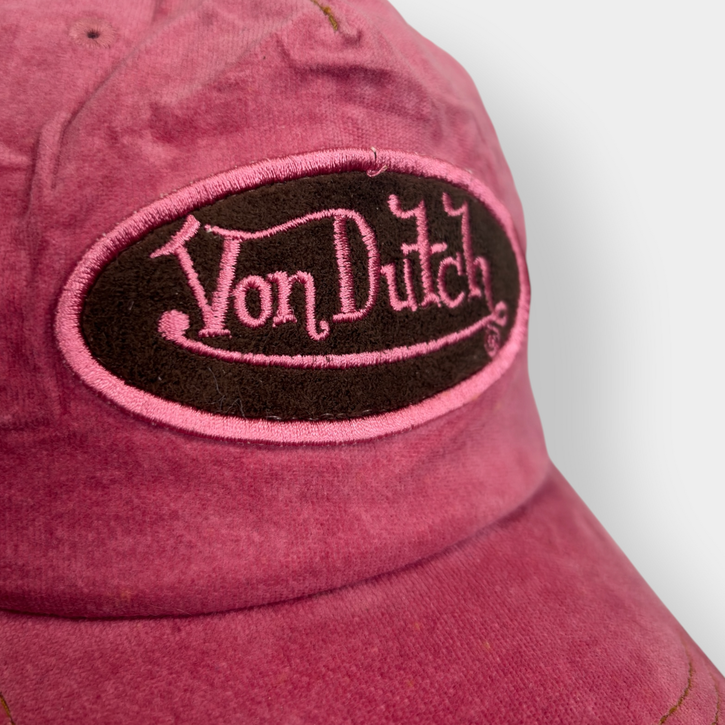 VON DUTCH | Y2K VINTAGE PINK TRUCKER CAP