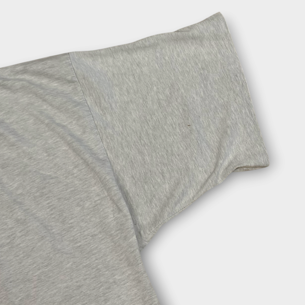 THE SWEATER SHOP | 1990s GREY SPELLOUT T-SHIRT (XL)