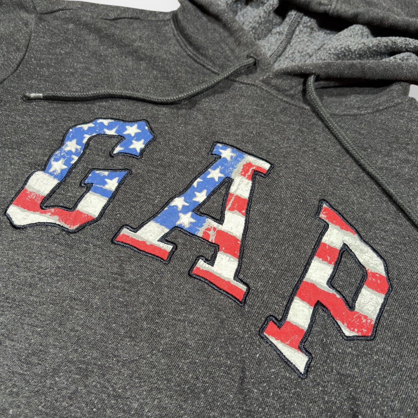 GAP | 00s VINTAGE GREY EMBROIDERED USA SPELLOUT HOODIE (L)