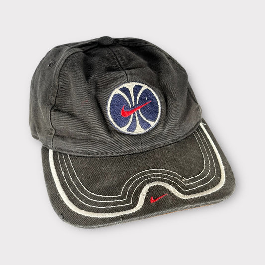 NIKE | EARLY 2000s VINTAGE BASKETBALL CAP