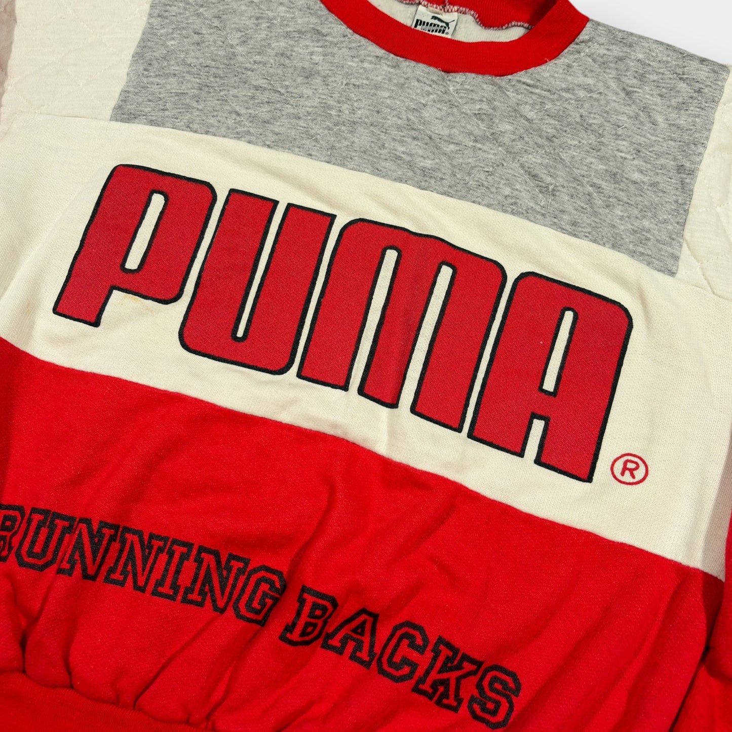 PUMA | 1980s VINTAGE RED COLOUR BLOCK SPELLOUT SWEATSHIRT (S)