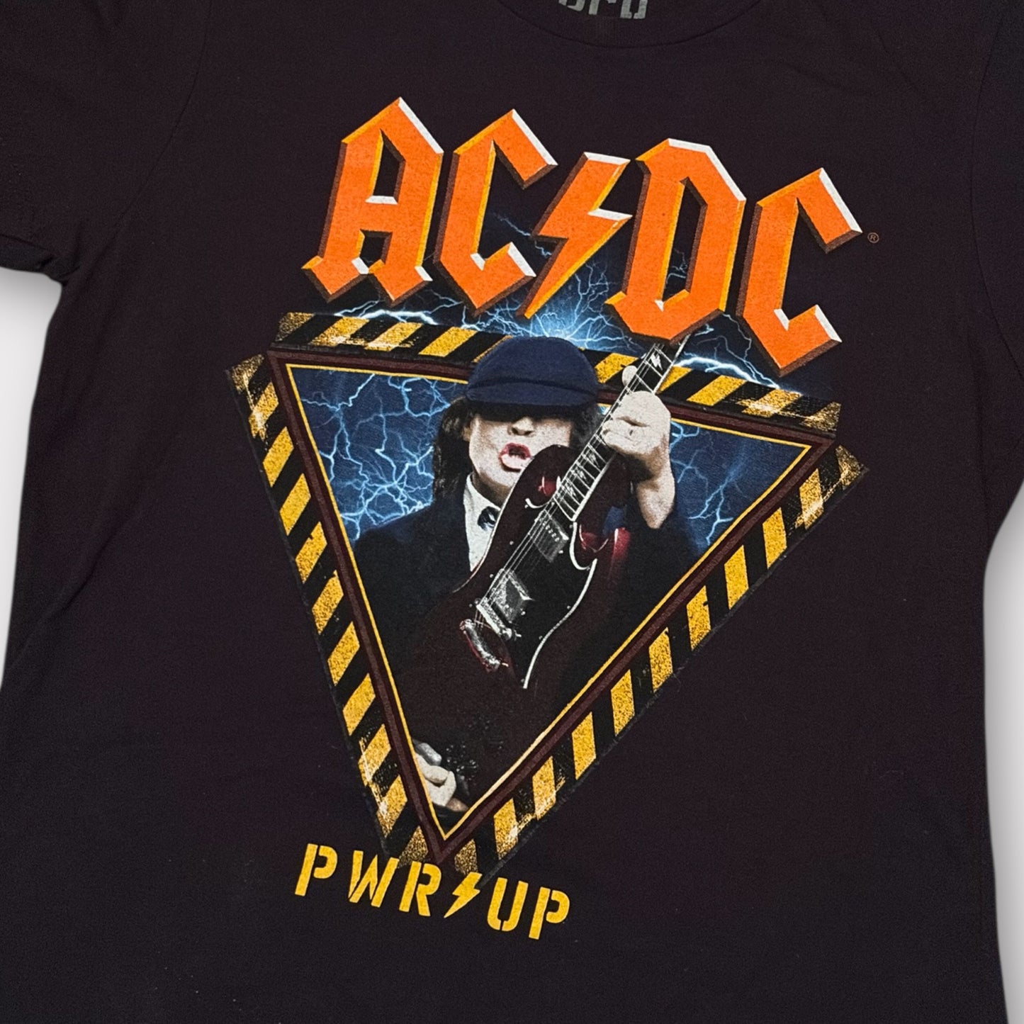 AC/DC 2024 PWR UP EUROPEAN TOUR WOMEN'S T-SHIRT (M)