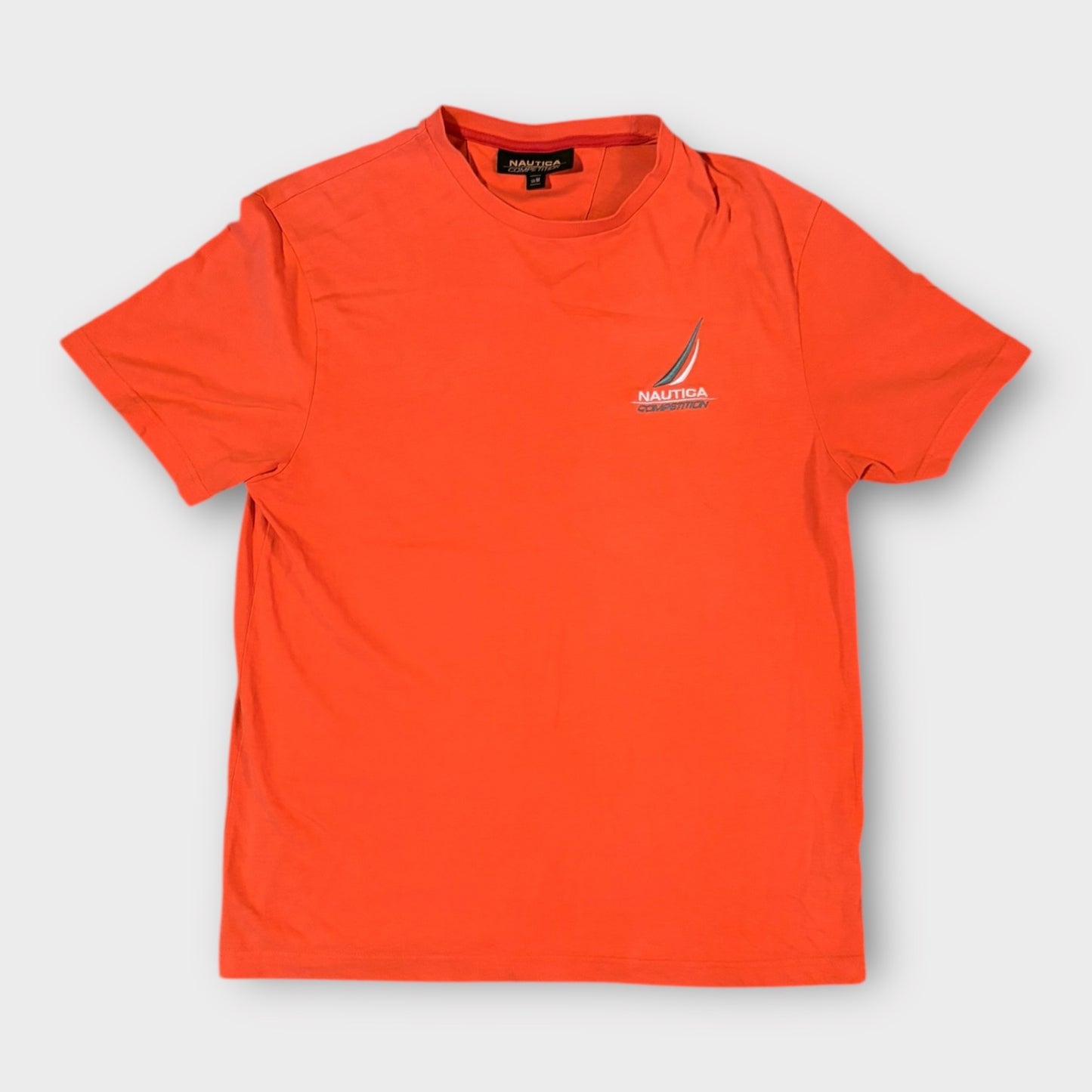 NAUTICA | COMPETITION EMBROIDERED TEE (M)