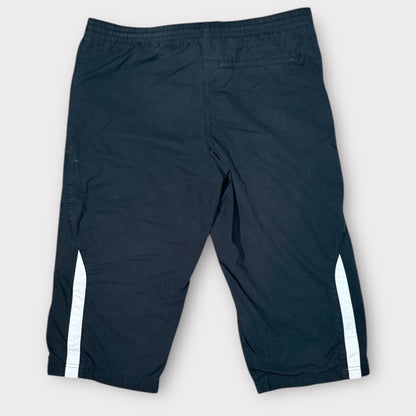 NIKE | Y2K VINTAGE 3/4 LENGTH SHORTS (M)