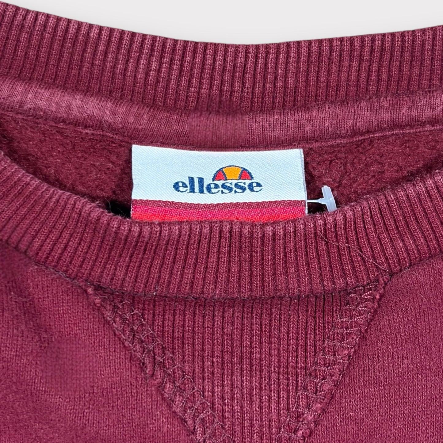 ELLESSE | 2000s SPELLOUT SWEATSHIRT (M)
