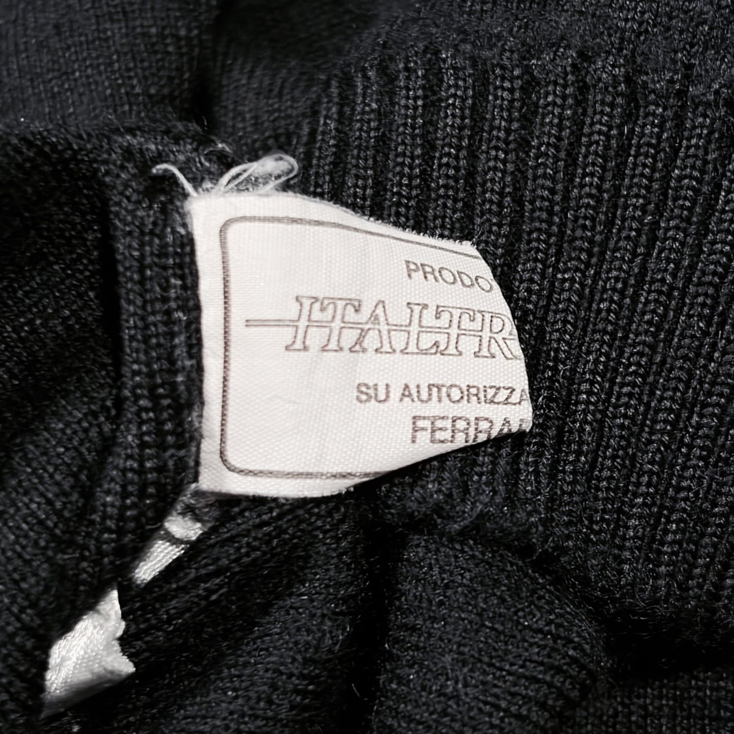 FERRARI EARLY 90s BUTTONED RACING SWEATSHIRT (L)