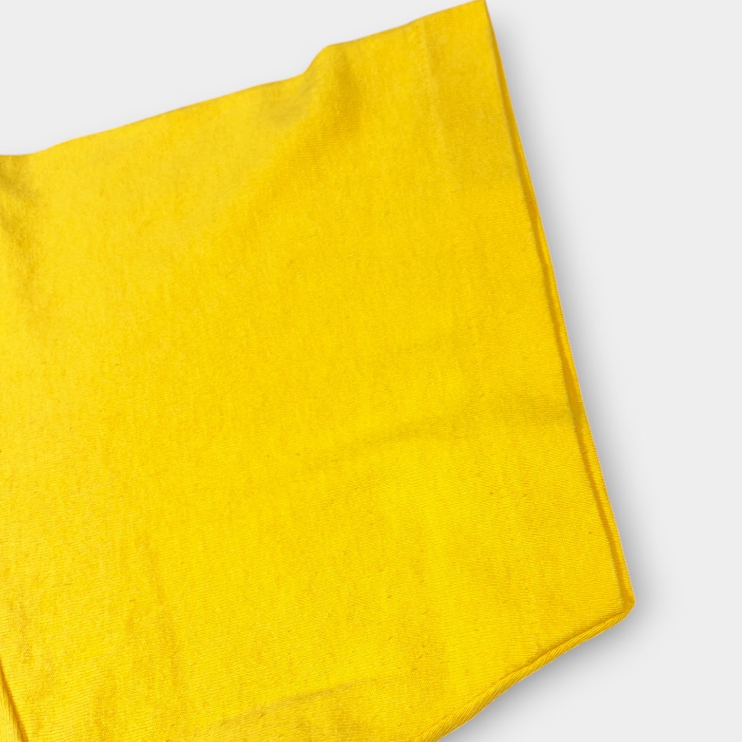 THE FULL MONTY x SCREEN STARS | 1997 YELLOW VINTAGE MOVIE PROMO SINGLE STITCH TEE (XL)