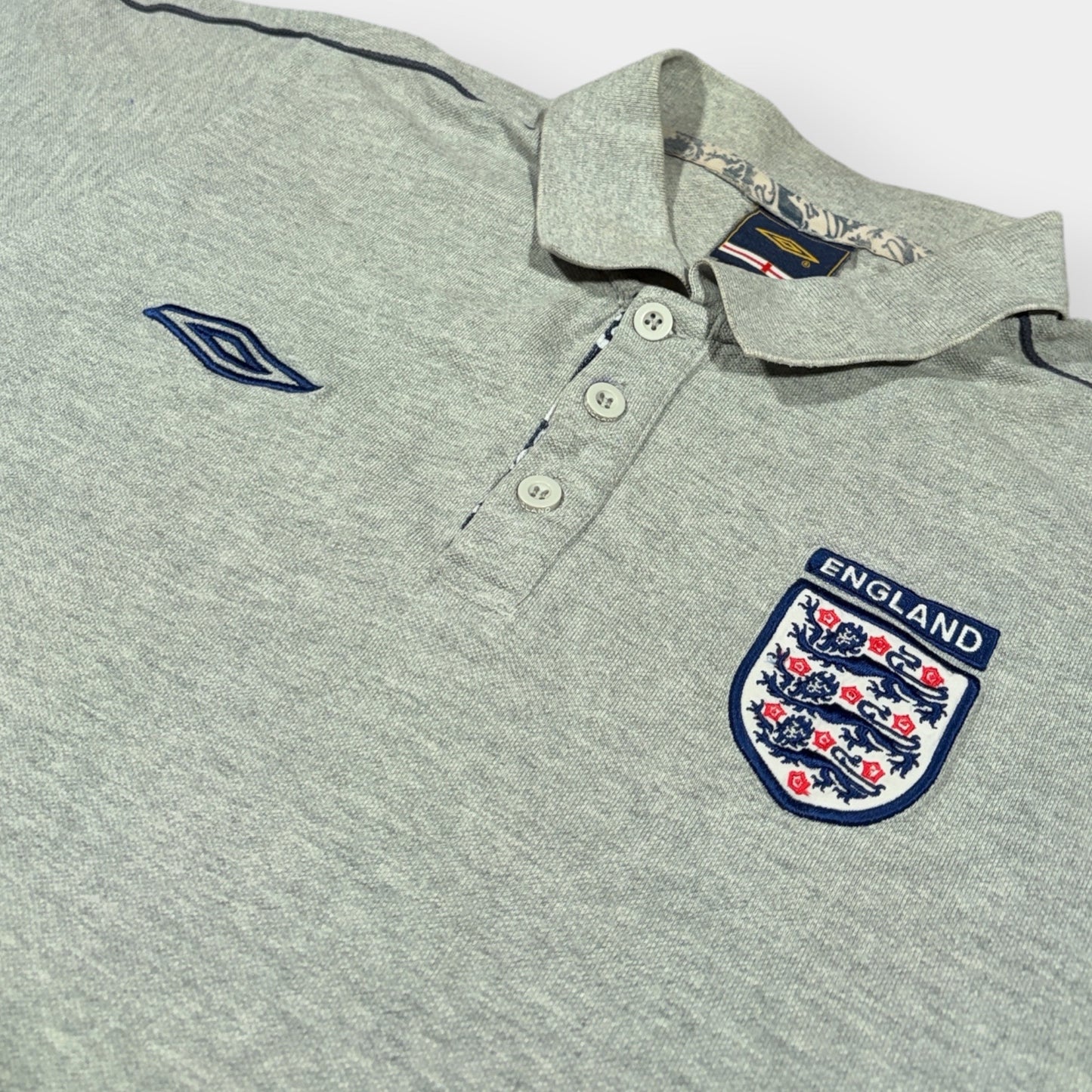 UMBRO | 2000s ENGLAND TRAINING POLO SHIRT (L)