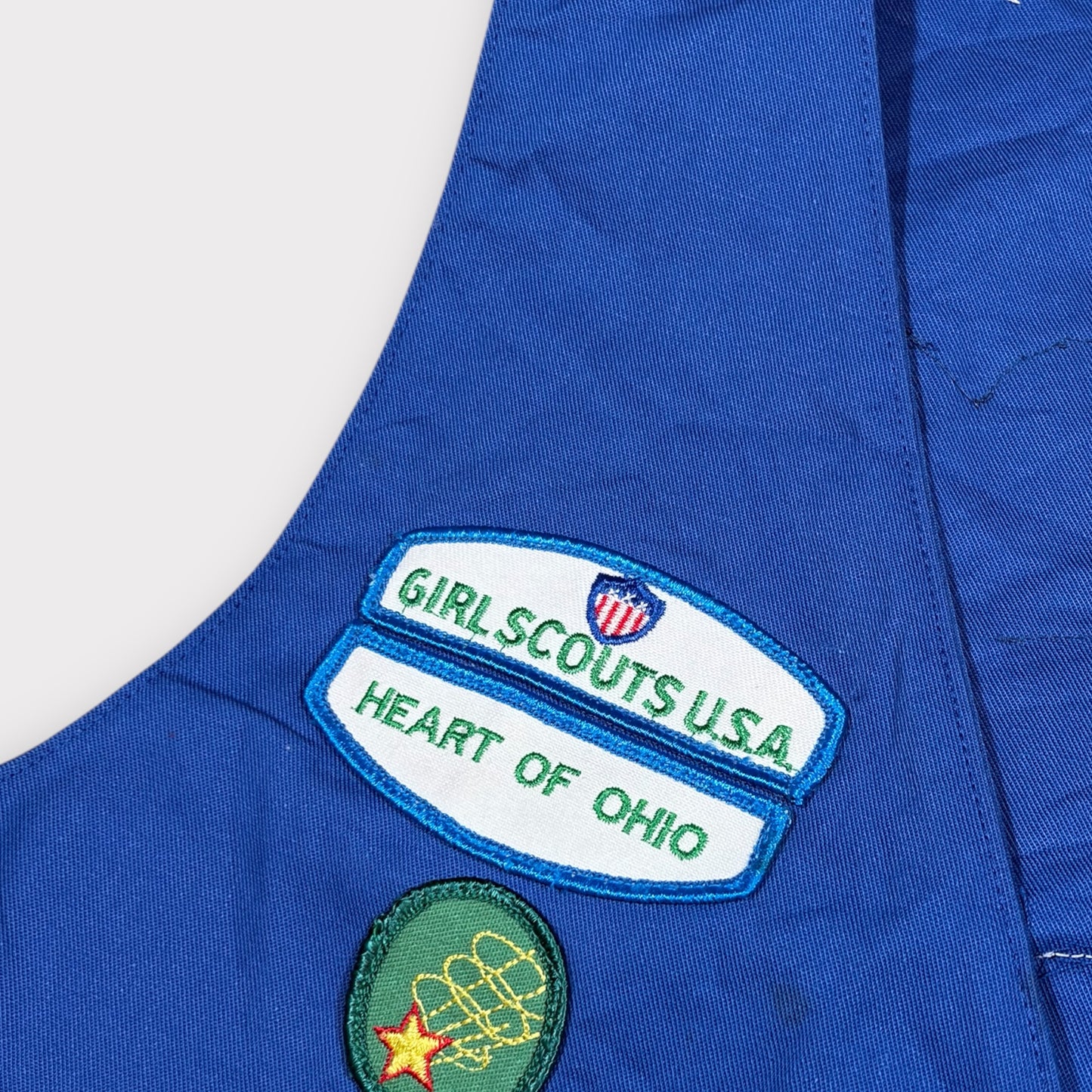 90s VINTAGE GIRL SCOUT USA VEST WITH PATCHES (M)