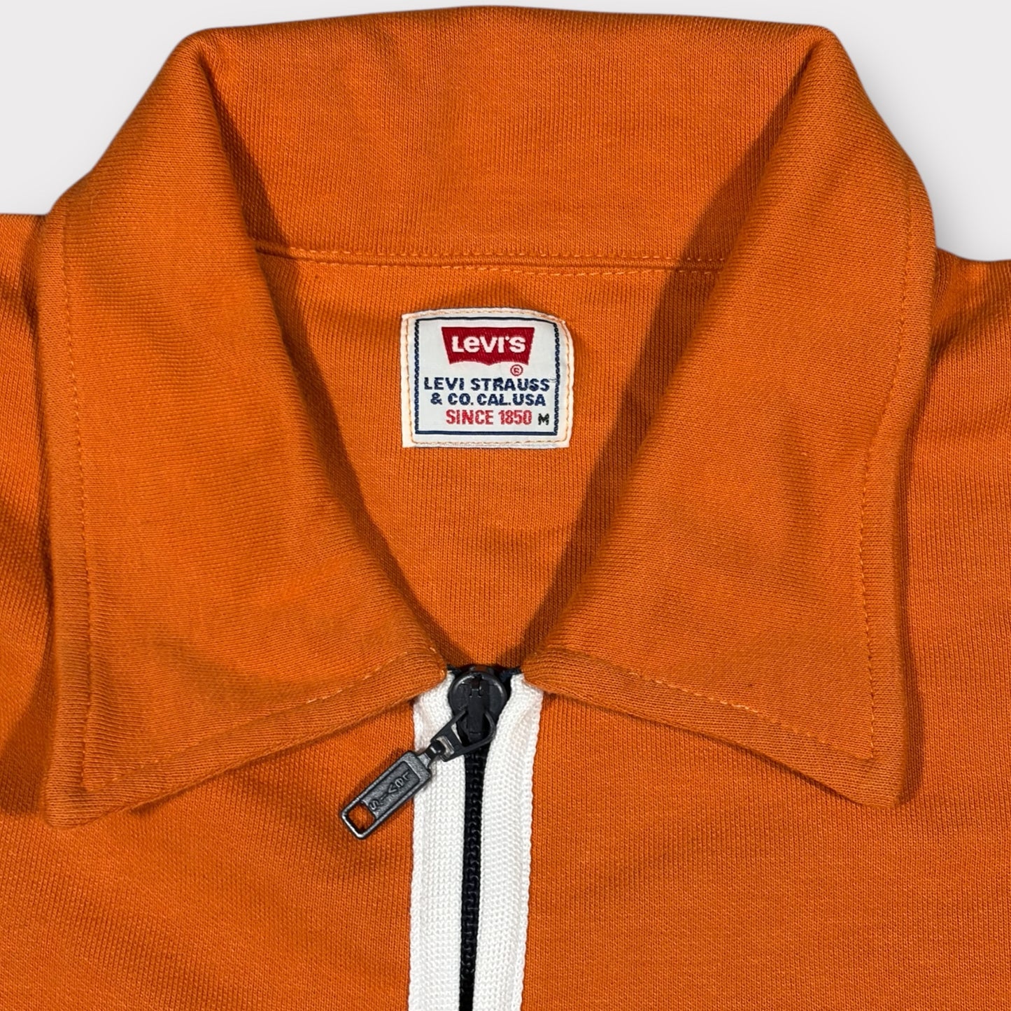 LEVI’S | 00s ZIP UP BOMBER JACKET (M)
