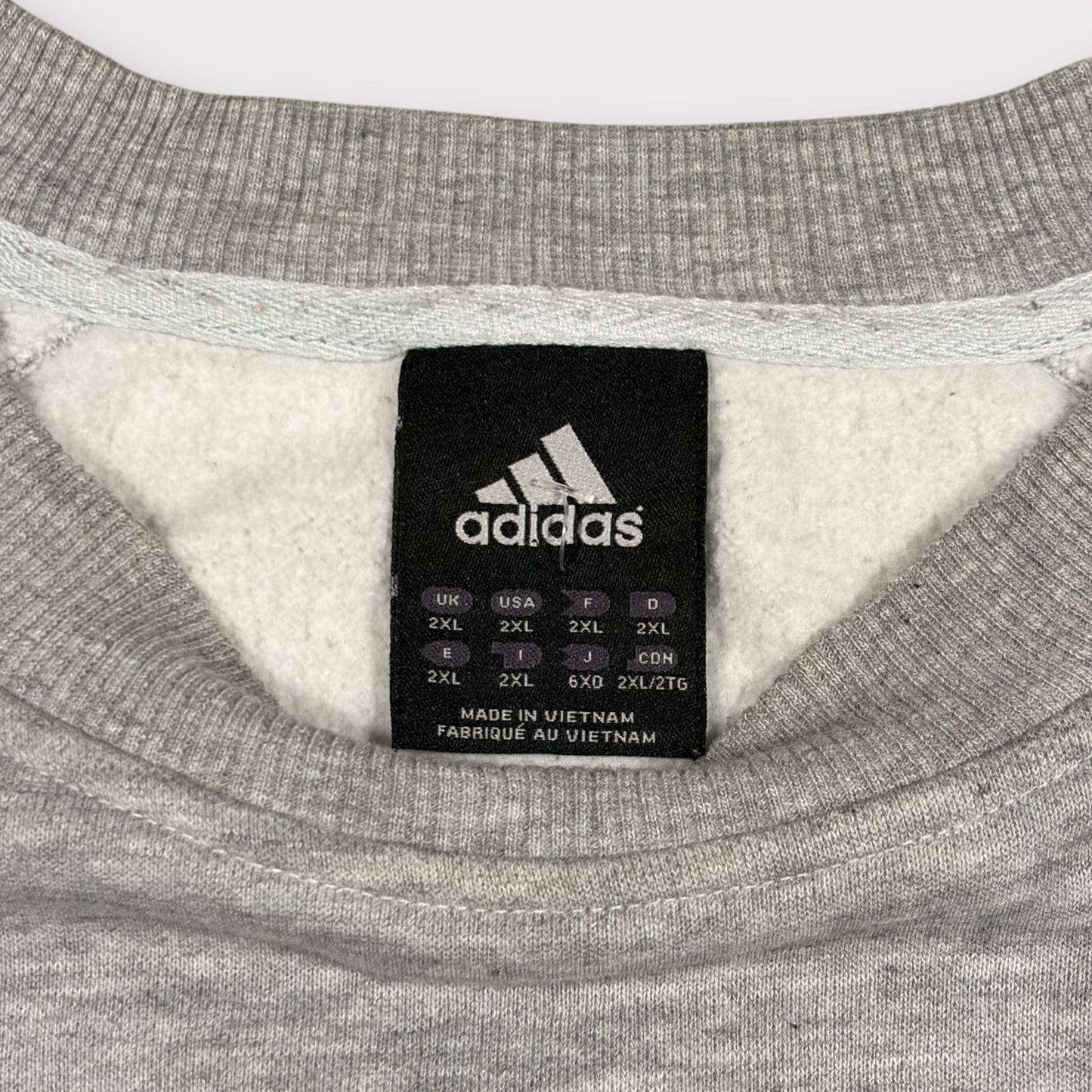 ADIDAS VINTAGE EMBROIDERED SPELLOUT SWEATSHIRT (XXL)