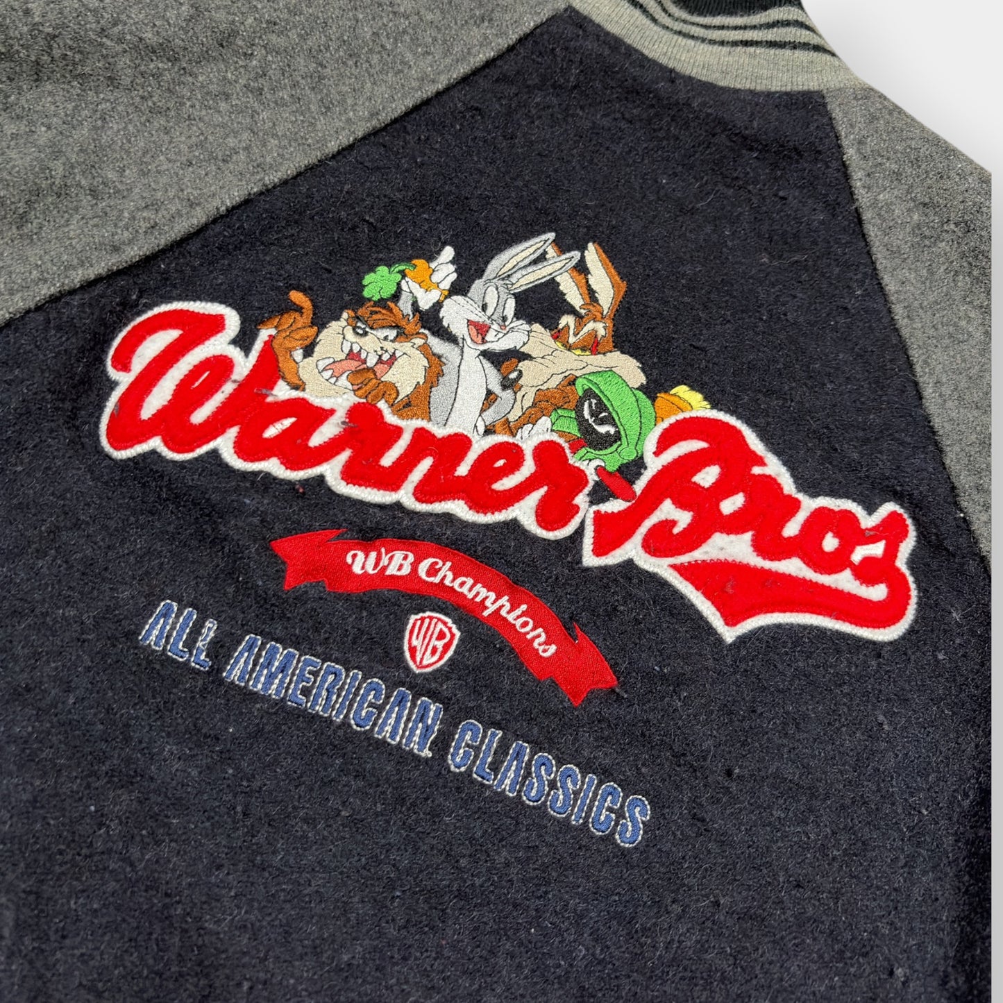 WARNER BROS | 1999 VINTAGE GREY LOONEY TUNES VARSITY JACKET (M)