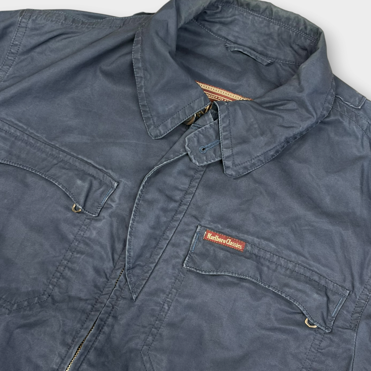 MARLBORO CLASSICS | 1990s VINTAGE NAVY UTILITY JACKET (L)