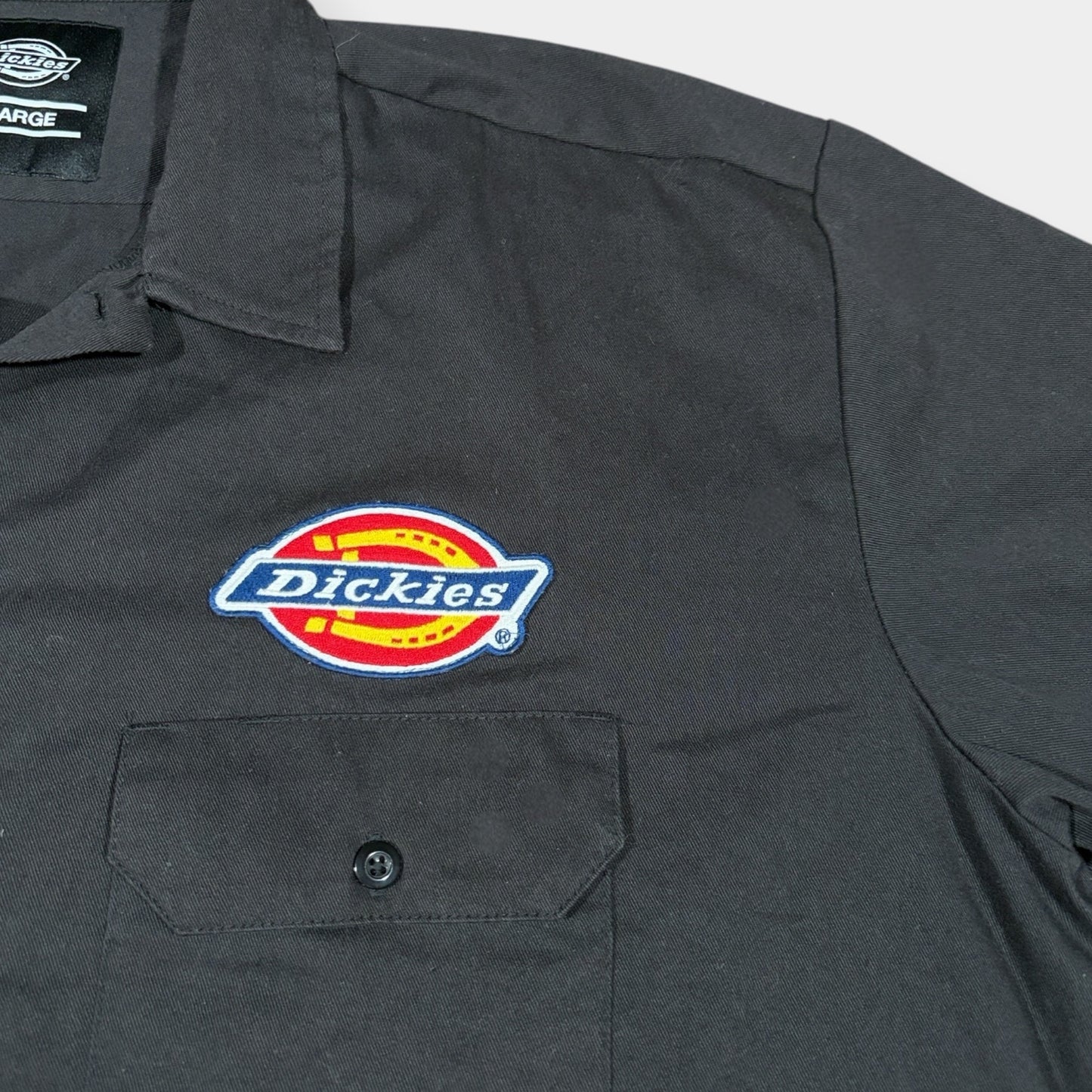 DICKIES | SHORT SLEEVE SKATER SHIRT (XL)